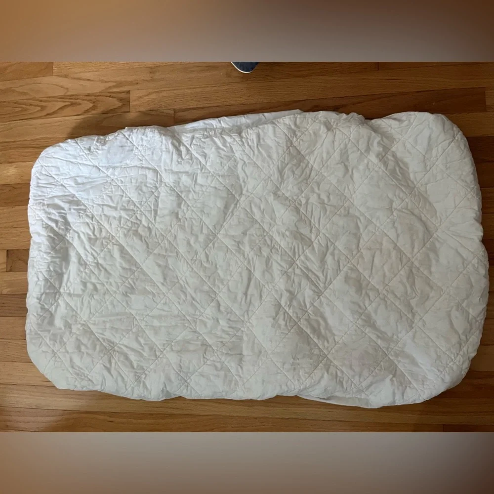Waterproof crib mattress cover